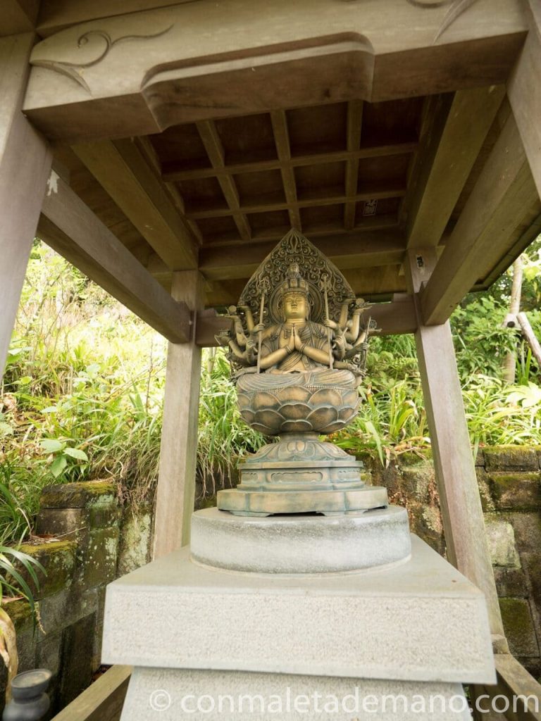 Estatua de la Diosa Kannon, en el Hase-dera