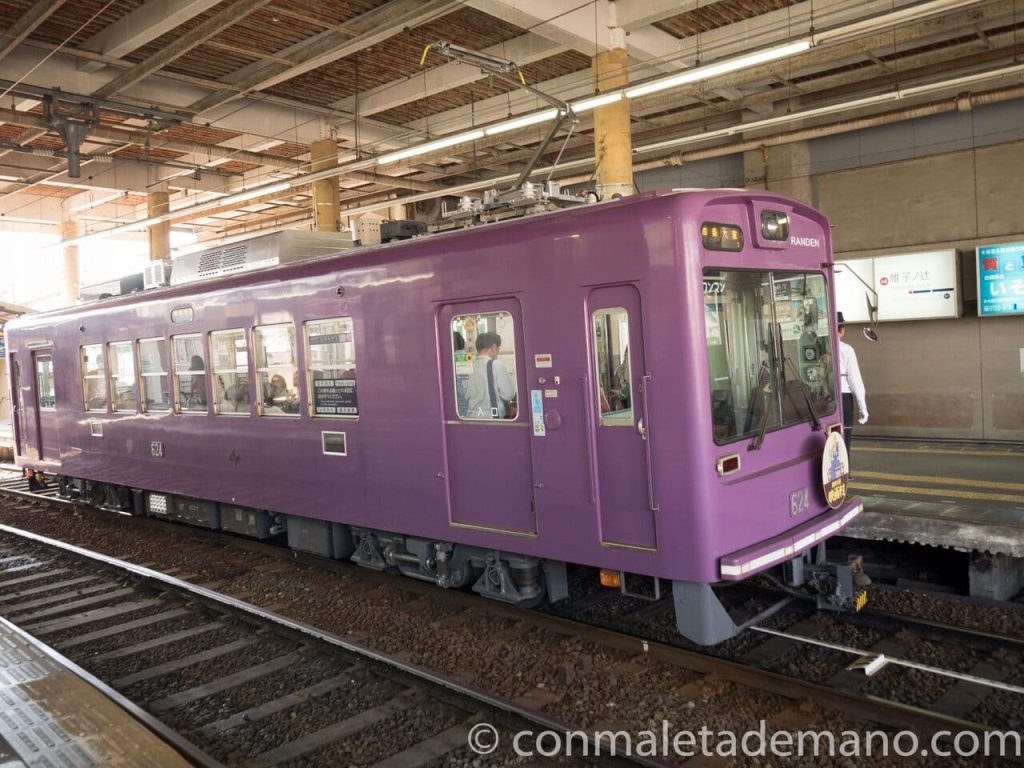 Tren Randen hacia Arashiyama