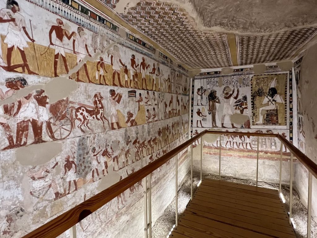 Tumba 69 Menna, en el Valle de los Nobles